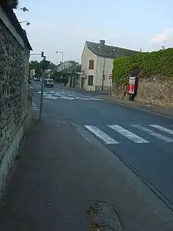 Rue de Verdun, route départementale 216, en 2007