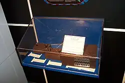 Prototype de l'Odyssey, dans une vitrine