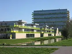 Immeubles résidentiels.