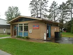 Un bureau de poste est en service depuis 1882.