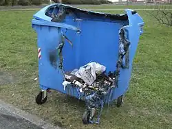 Description de l'image Burned container.jpg.