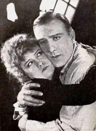 Description de cette image, également commentée ci-après