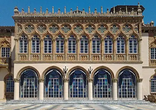 Le Cà d'Zan&nbsp;(en) à Sarasota en Floride (1926).