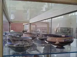 Céramiques corinthiennes (VIIe&nbsp;siècle&nbsp;av. J.-C.). Vitrine no&nbsp; 9