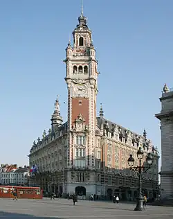 Nouvelle bourse ou chambre de commerce de Lille.