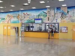 Hall du terminus de Nice.