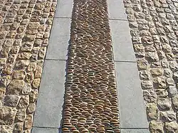 Calade de la place de l'Horloge à Avignon.