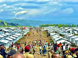 Camp de déplacer Bushagara.jpg