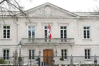 Ambassade à La Haye.