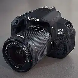 Description de l'image Canon EOS 700D 18-55 Kit.jpg.