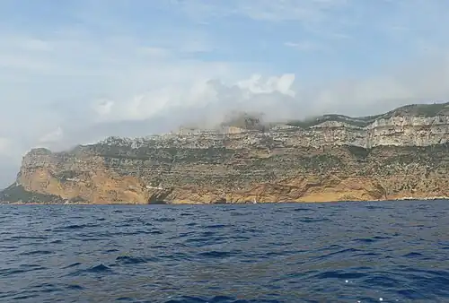 Cap Canaille et baie de Cassis.