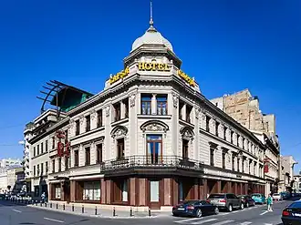 Casa Capșa, café et hôtel.