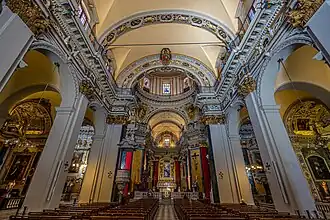 L'intérieur de la cathédrale.