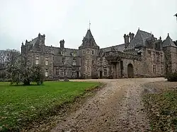 Château de Keruzoret.