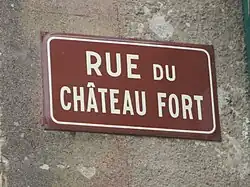 Rue du château fort