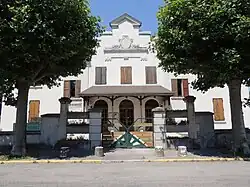 Entrée du "Théâtre Navarre".