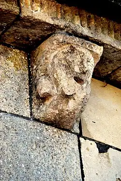 voir la légende ci-après