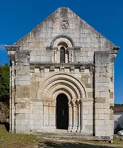 Façade de la chapelle