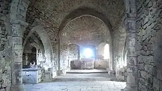 Intérieur de l'église Saint-Julien-de-Chanet.