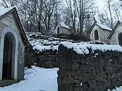 Calvaire sous la neige.