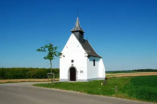 La chapelle en 2016repeinte en blanc.