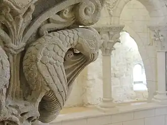 Chapiteau de l'abbatiale de Saint-Sever.