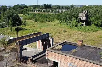 Le site du lavoir et la cité minière.