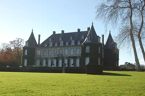 Le château, côté est.