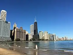 Le quartier de Streeterville depuis Ohio Street Beach.
