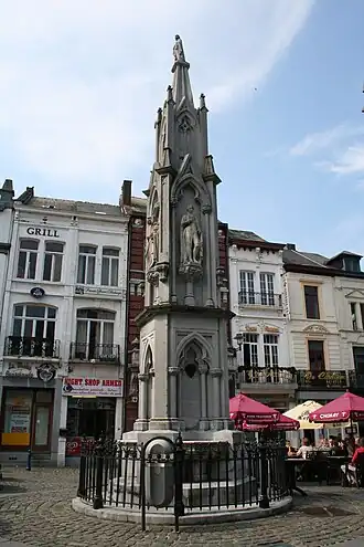 La fontaine des Princes de Chimay (1846-1847).