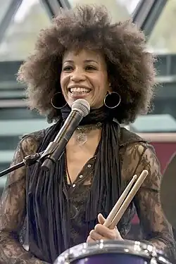 Description de cette image, également commentée ci-après