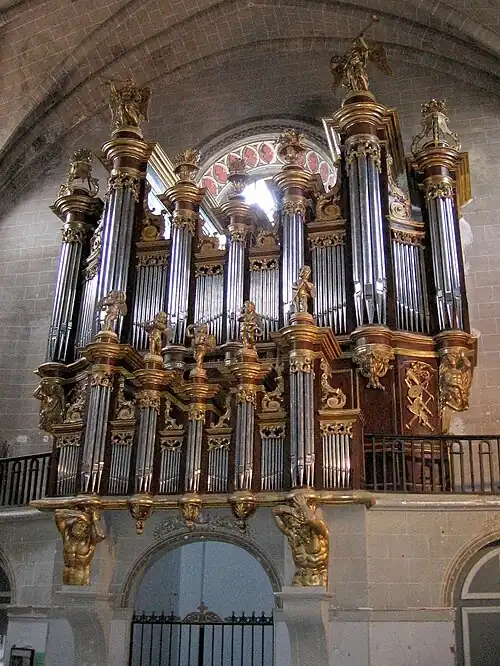 Le buffet de l'orgue.
