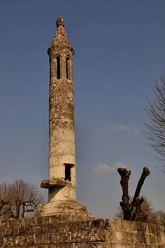 La lanterne des morts en 2011.