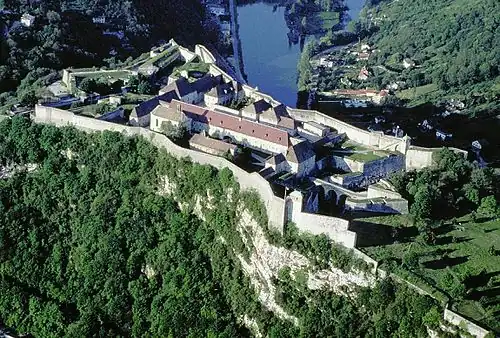 La citadelle de Besançon, vue du ciel.