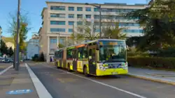 Irisbus Citelis 18 qui arrive à son terminus, Bellevue de la M1.