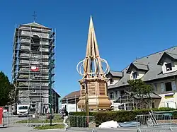 Nouveau clocher à bulbe de l'église de Saint-Paul-en-Chablais.