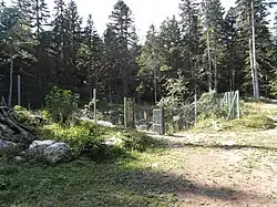 Clôture entourant le scialet