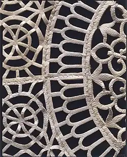 Détail du précédent.