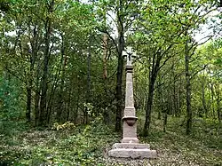 Calvaire sur les hauteurs de Coinches.