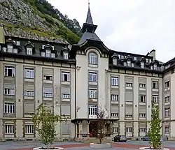 Description de cette image, également commentée ci-après