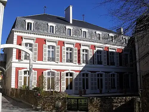 Hôtel Planté (Second Empire), devenue l'hôtel de Département en 1975.