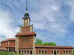 Tour horloge du bâtiment.