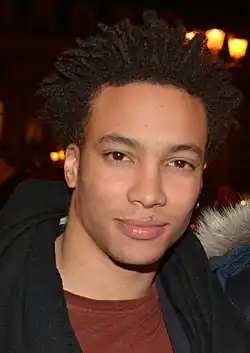 Description de cette image, également commentée ci-après