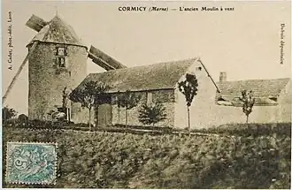 L'ancien moulin à vent.