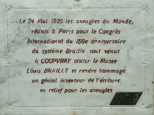 Plaque commémorative du 150e anniversaire du système Braille (1975), Coupvray.