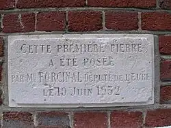 Le jour où la mairie émergea officiellement de terre ...