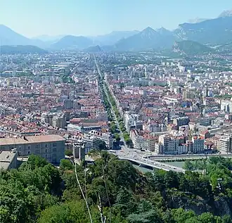 Image illustrative de l’article Cours Jean Jaurès/Cours de la Libération et du Général de Gaulle/Cours Saint-André
