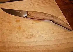 Couteau Plantaurel de La Bastide-sur-l'Hers.