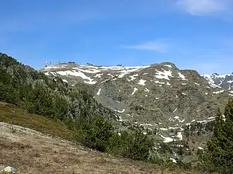 Vue du sommet de la Croix de Chamrousse depuis le sud au-dessus du lac Achard.