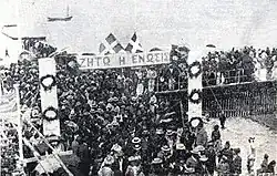 Photo d'une manifestation en faveur de l'énosis sur l'île au début des années 1930.